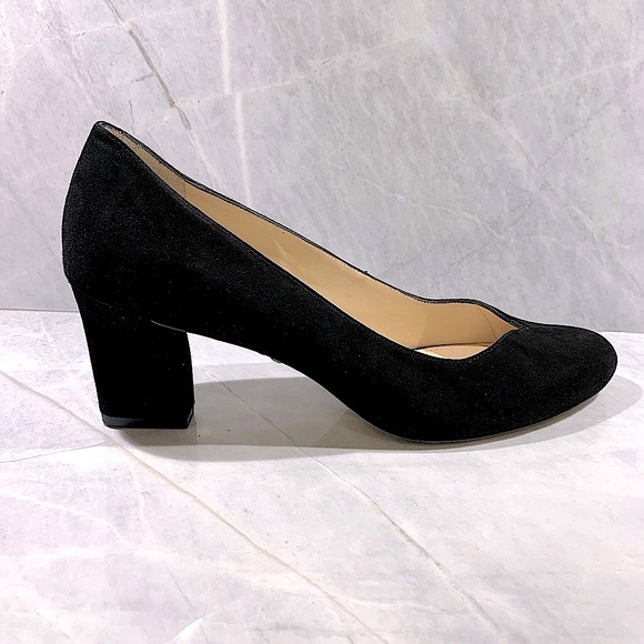 Zevelle black suede heels size 9.5 - Picture 1 of 9